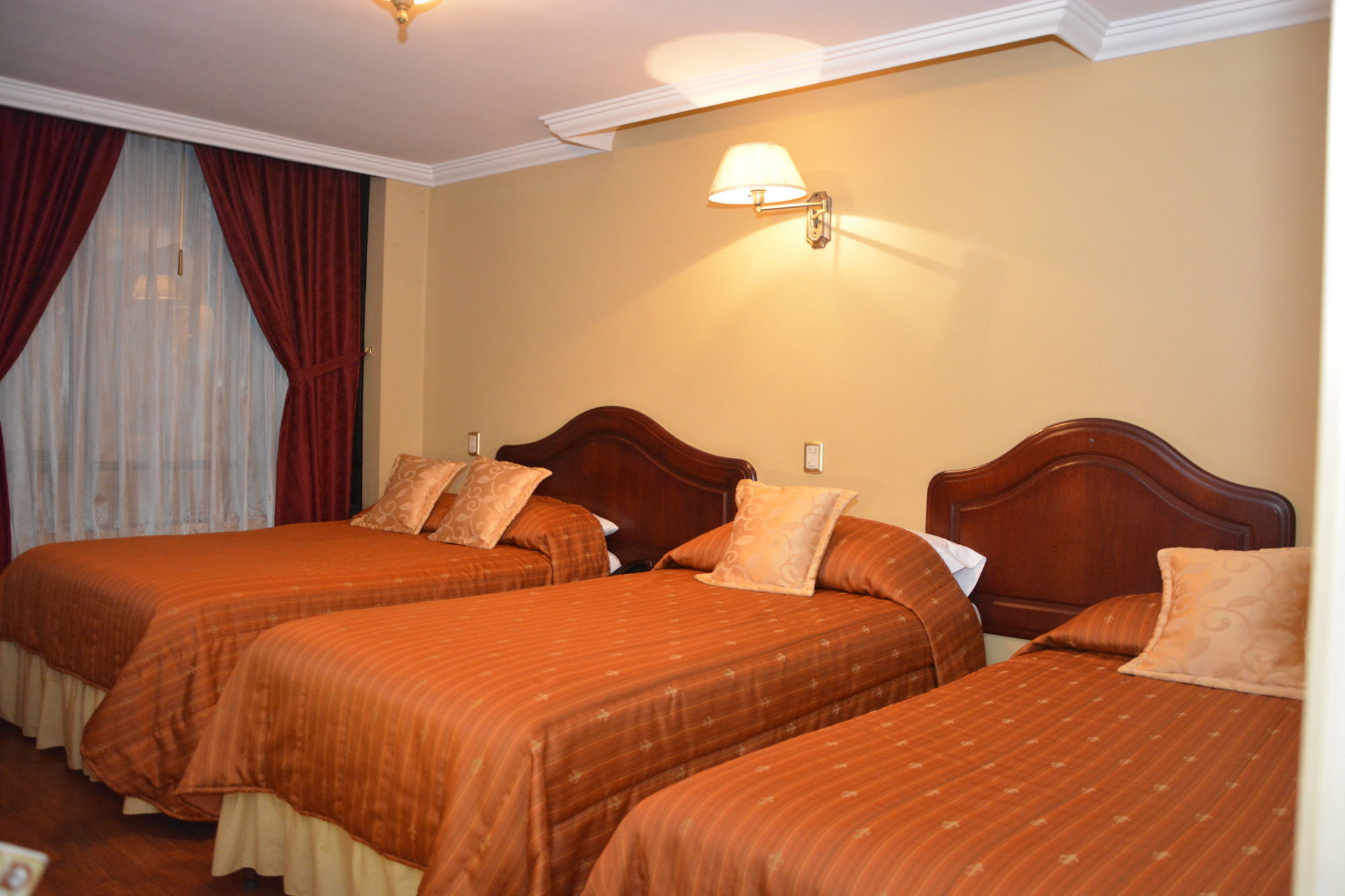 Hotel Prado Internacional Loja Dış mekan fotoğraf